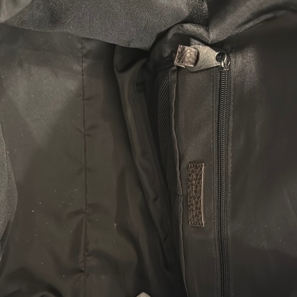 Zara Men's brown duffel bag. - Picture 5 of 8
